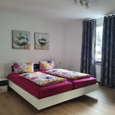 Ferienhaus Schnitzius Kinheim Экстерьер фото