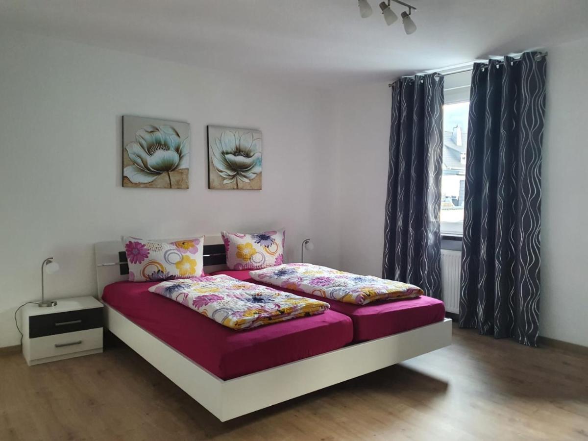 Ferienhaus Schnitzius Kinheim Экстерьер фото