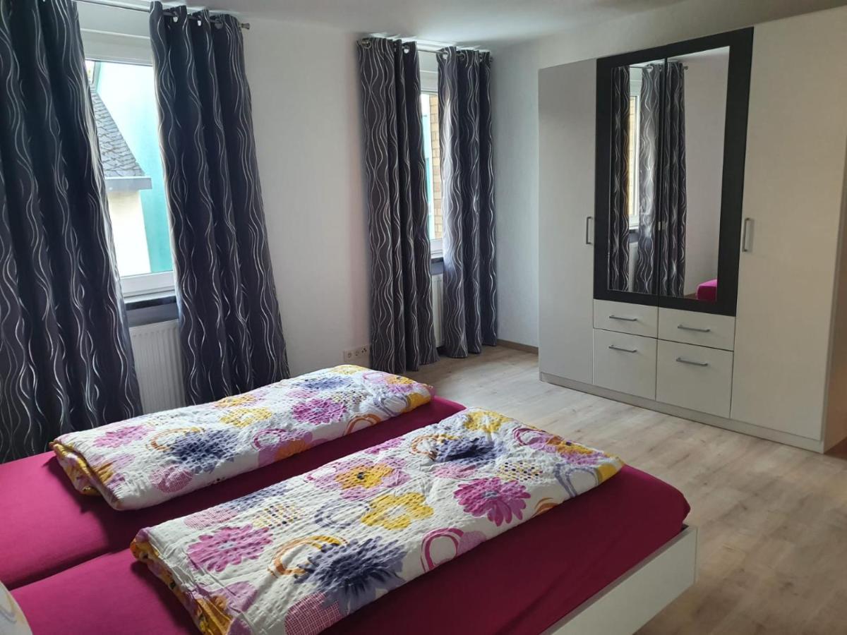 Ferienhaus Schnitzius Kinheim Экстерьер фото